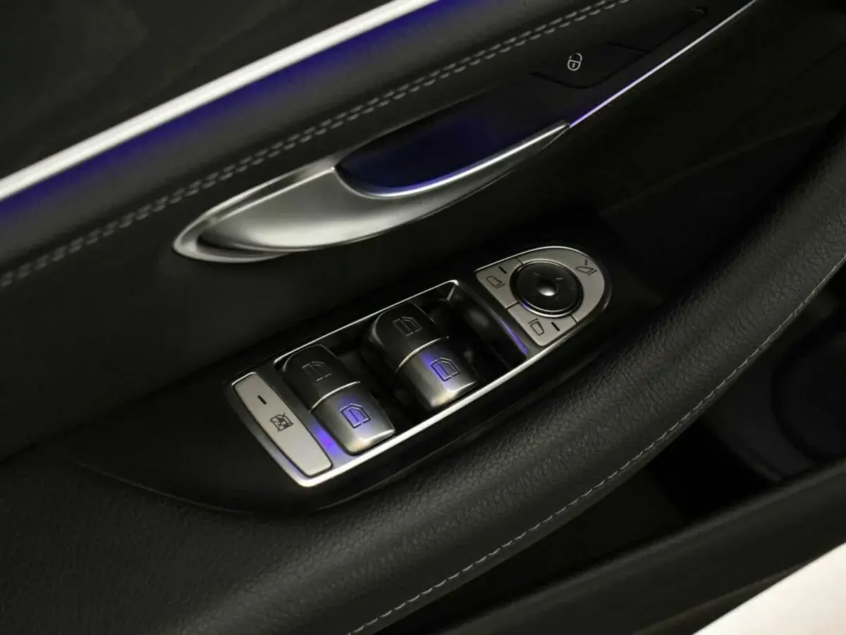 Mercedes benz E-Класс