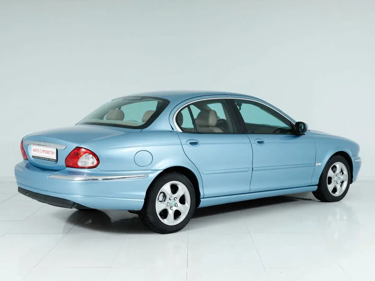 Jaguar X-Type