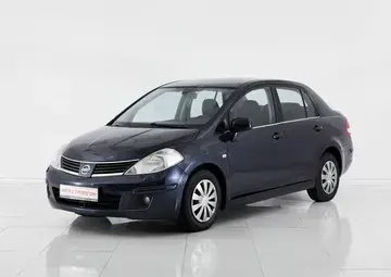 Nissan Tiida Вид 1
