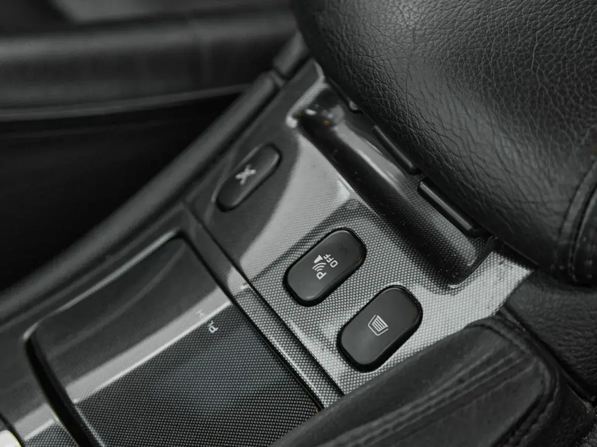 Peugeot 607