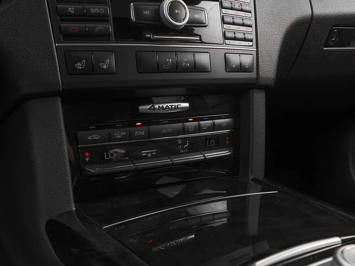 Mercedes benz E-Класс