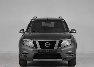 Nissan Terrano Вид 2
