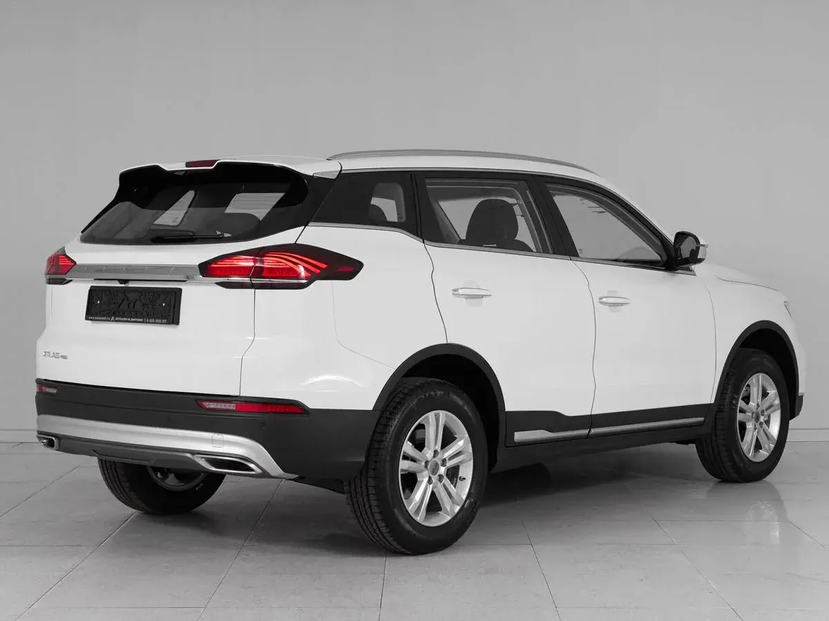 Geely Atlas Pro