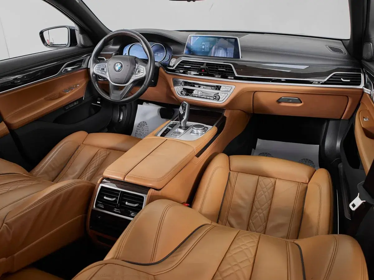 BMW 7 серии