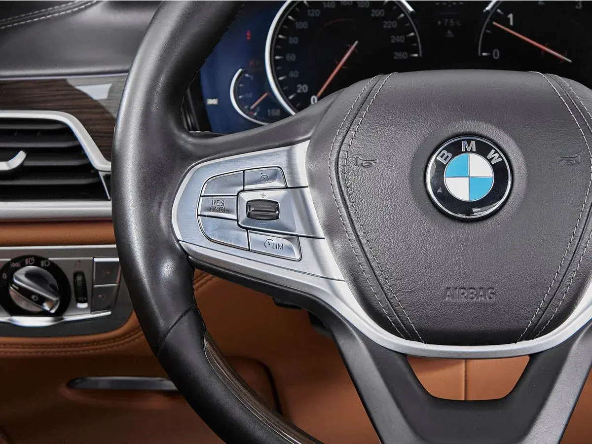BMW 7 серии