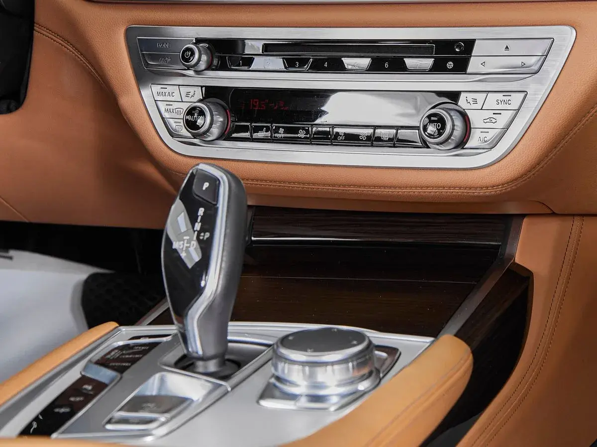 BMW 7 серии