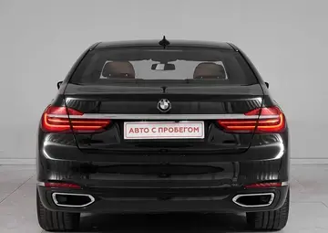 BMW 7 серии Вид 5