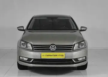 Volkswagen Passat Вид 2