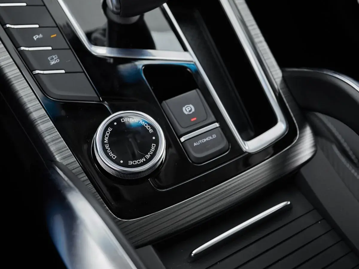 Geely Atlas Pro