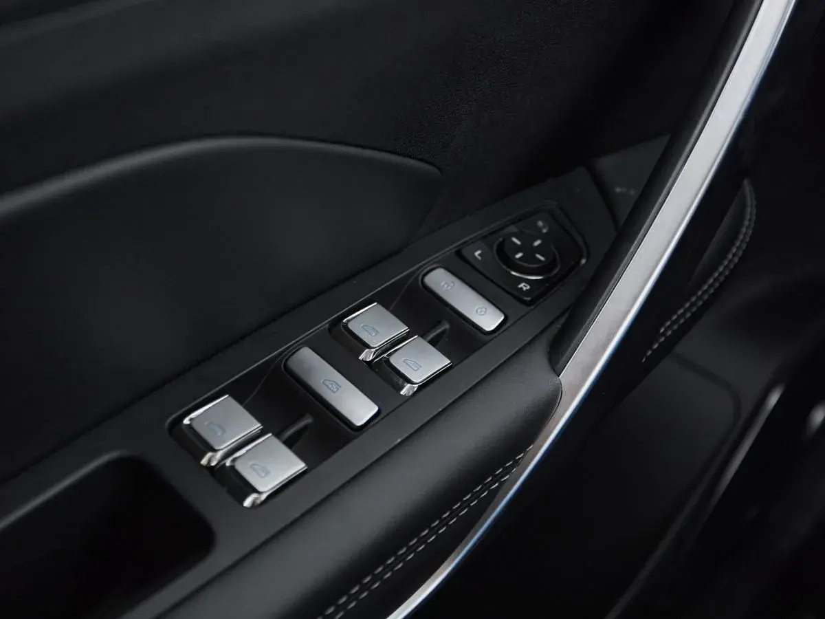 Geely Atlas Pro