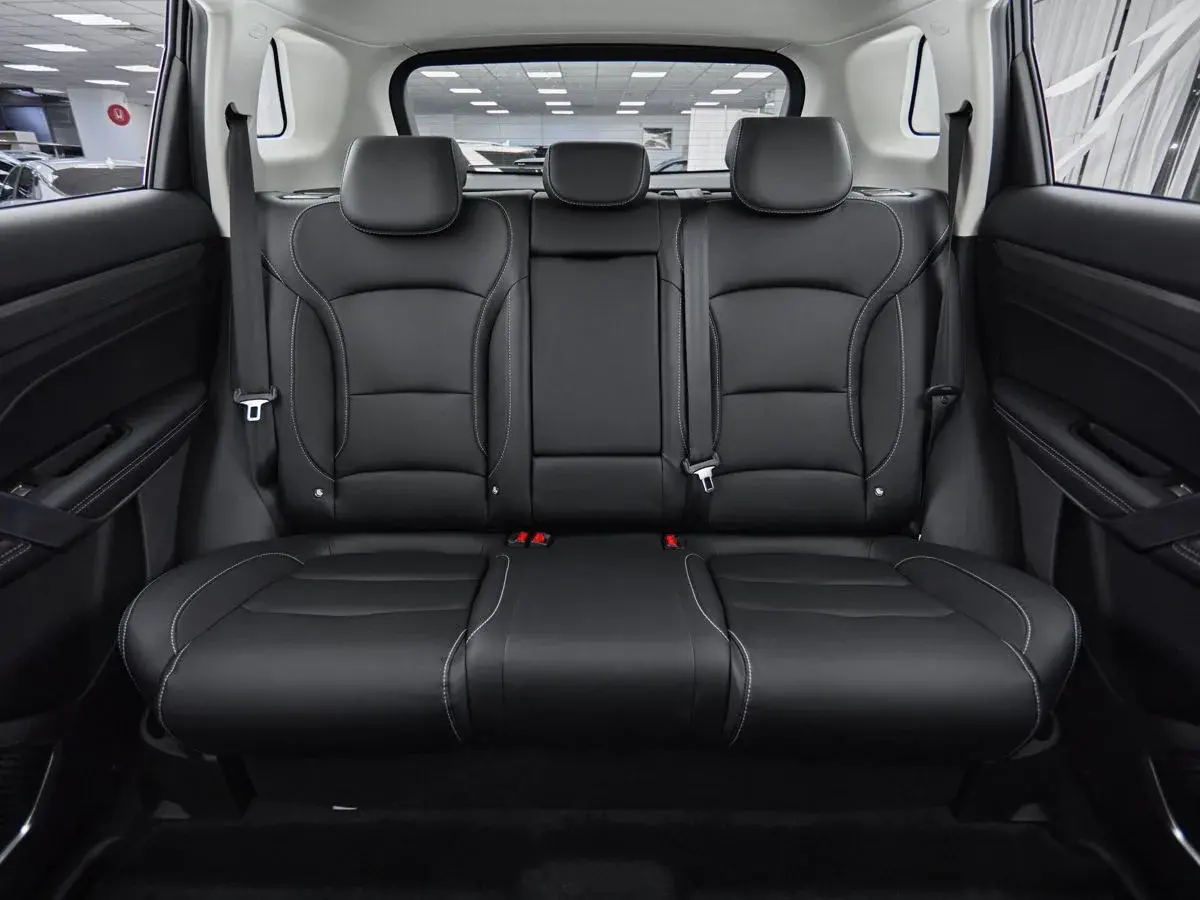 Geely Atlas Pro