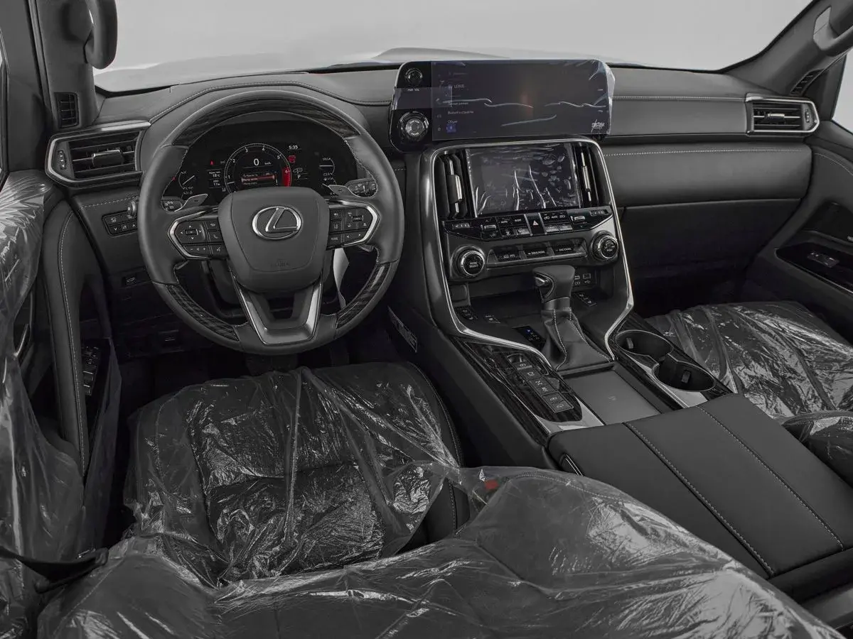 Lexus LX