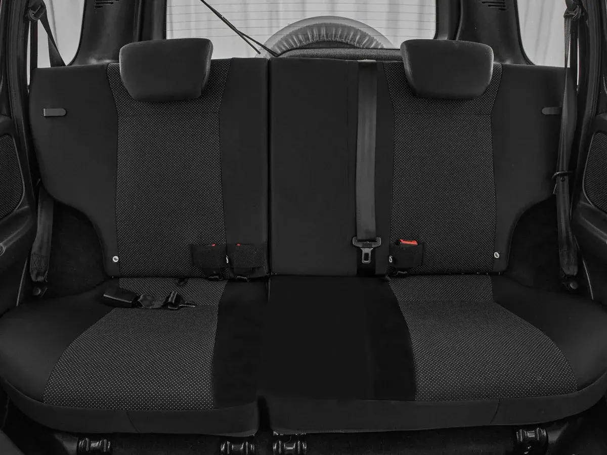 Lada Niva Travel