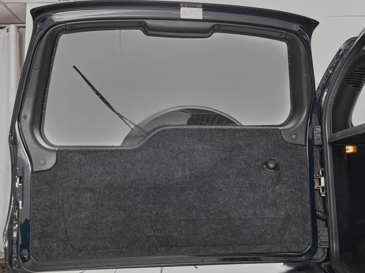 Lada Niva Travel
