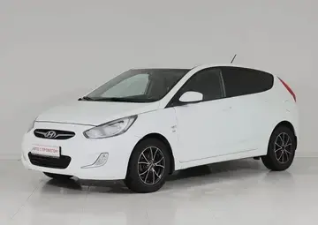 Hyundai Solaris Вид 1