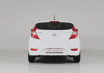 Hyundai Solaris Вид 5