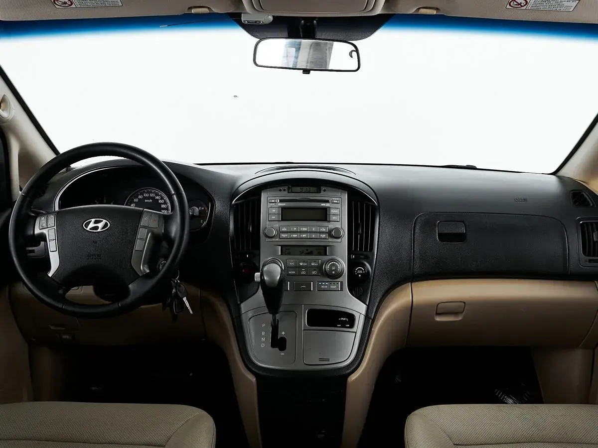 Hyundai Grand Starex