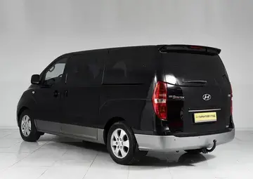 Hyundai Grand Starex Вид 4