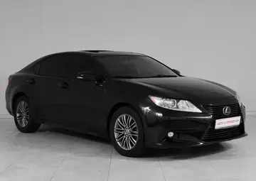Lexus ES Вид 2