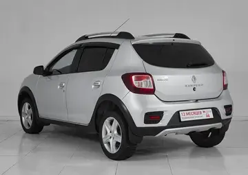 Renault Sandero Вид 4
