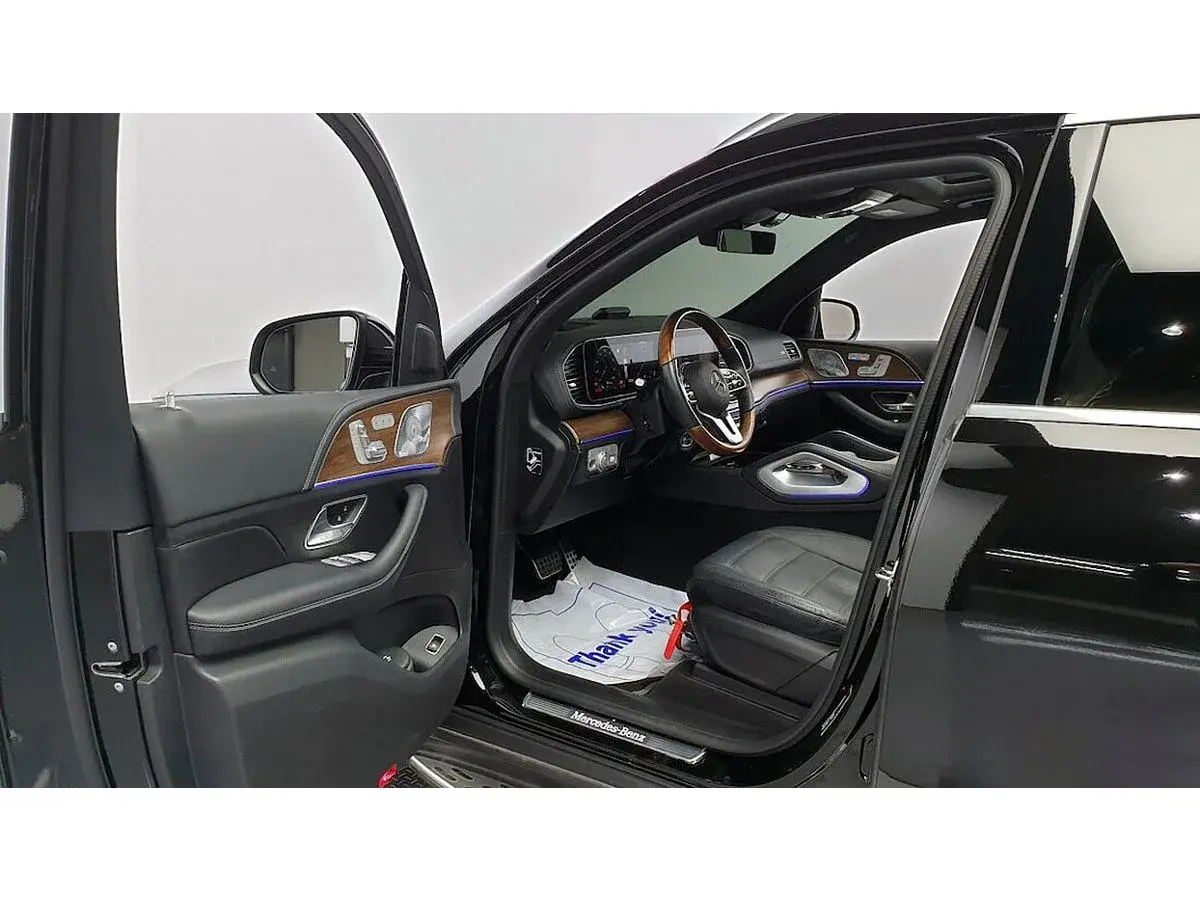 Mercedes benz GLS