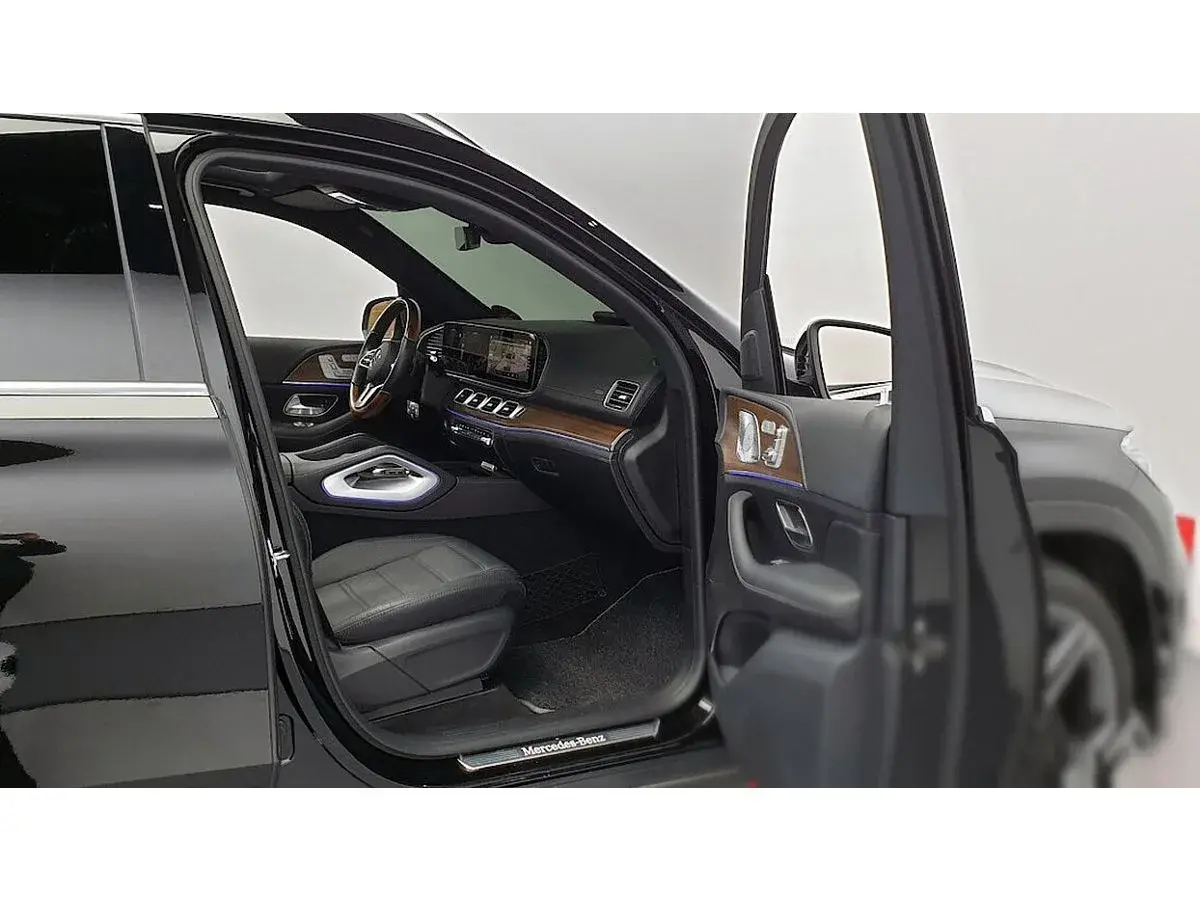 Mercedes benz GLS