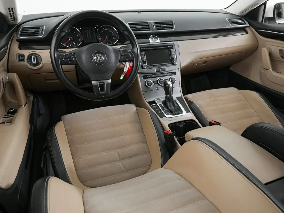 Volkswagen Passat CC