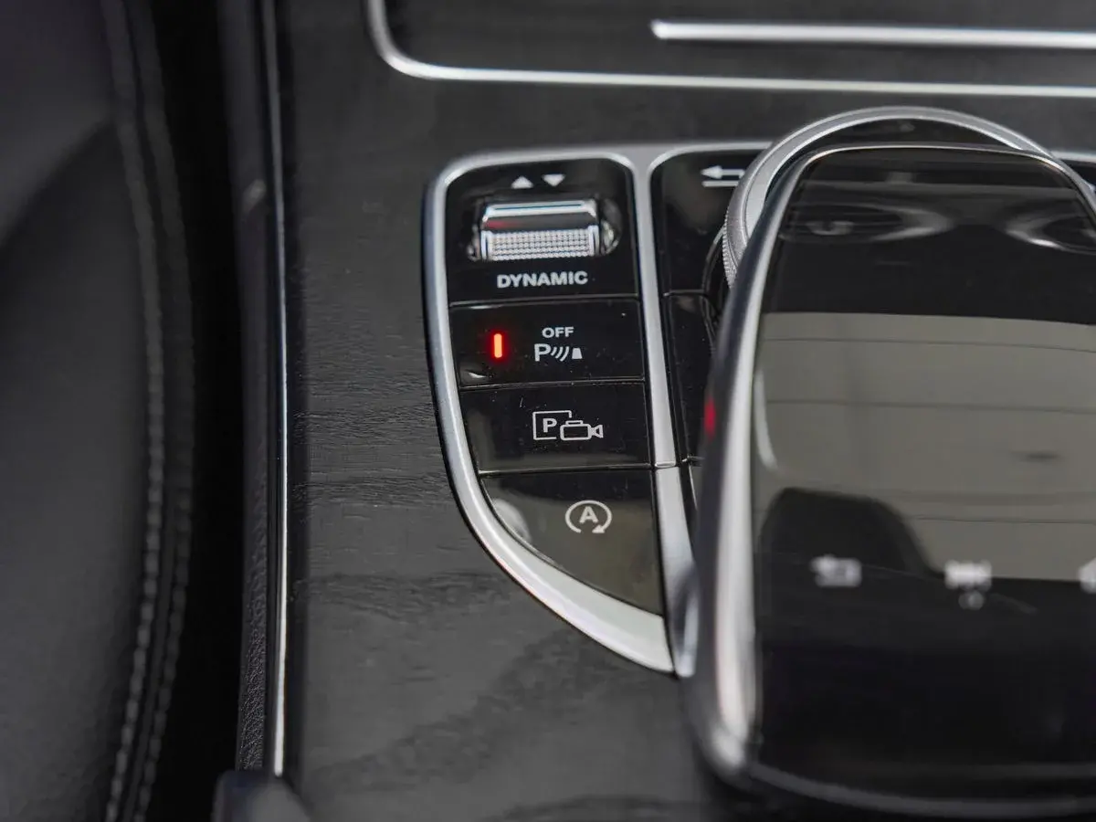 Mercedes benz C-Класс