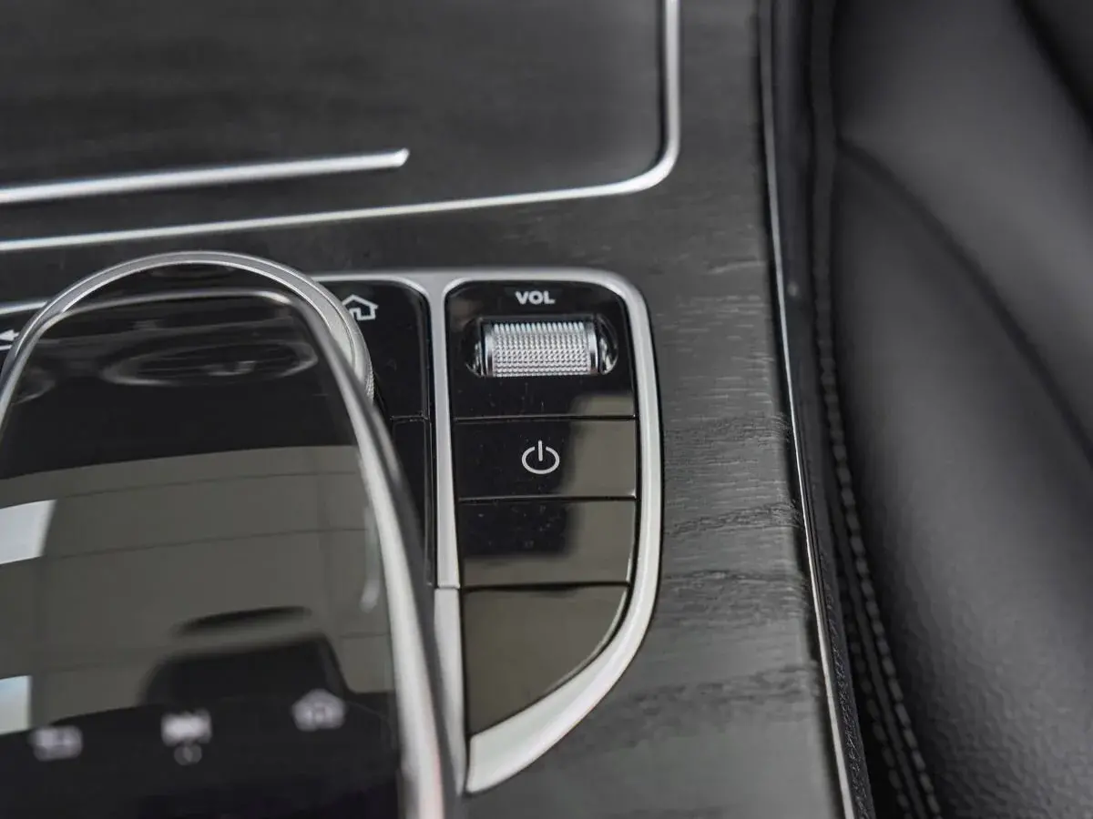 Mercedes benz C-Класс