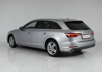 Audi A4 Вид 4