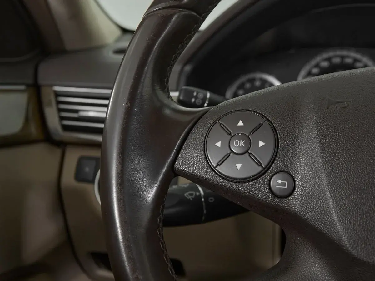 Mercedes benz E-Класс
