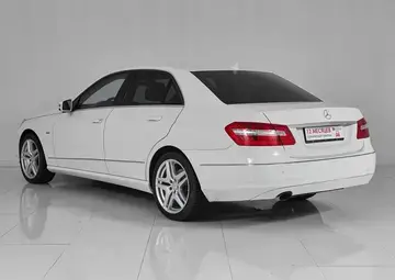 Mercedes benz E-Класс Вид 4