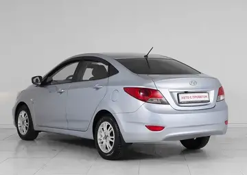 Hyundai Solaris Вид 4