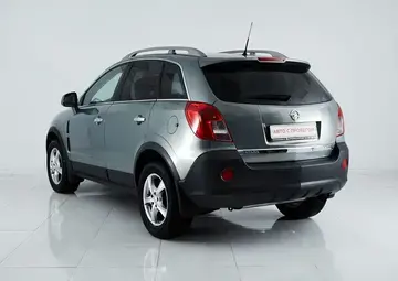 Opel Antara Вид 4