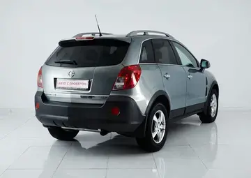 Opel Antara Вид 5