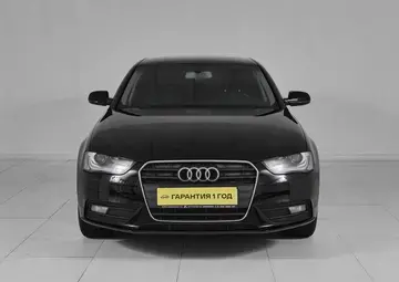 Audi A4 Вид 2