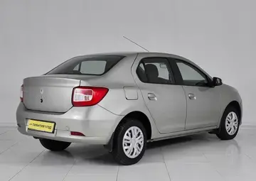 Renault Logan Вид 4