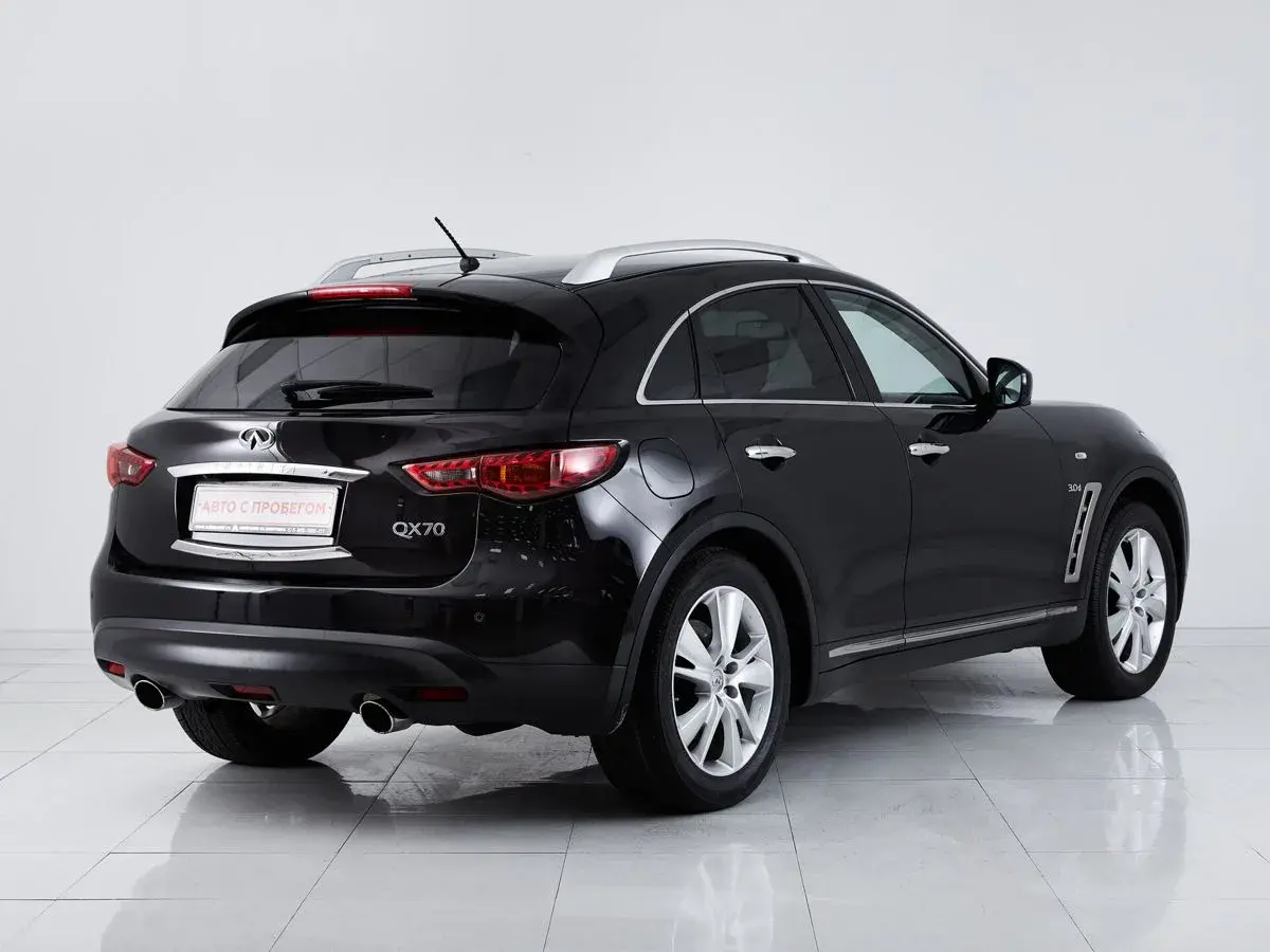 Infiniti QX70