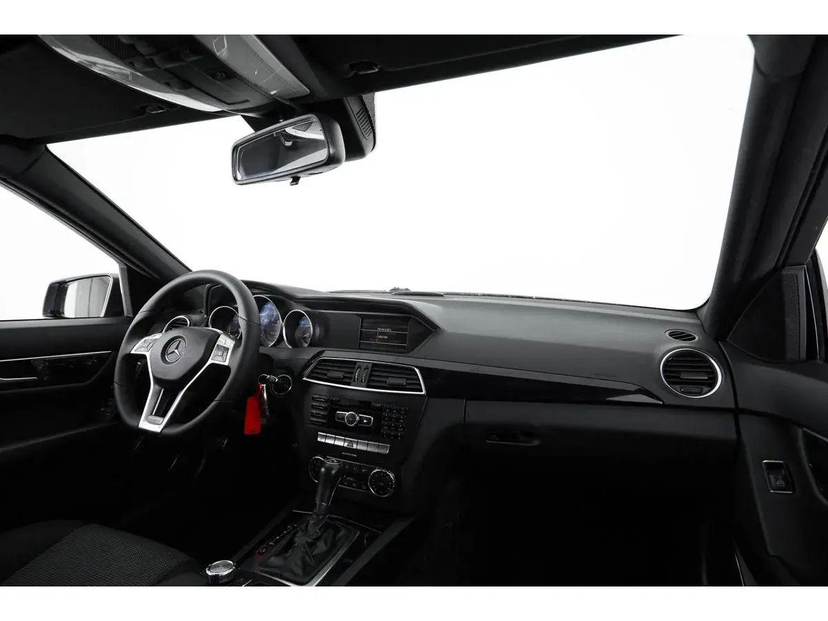Mercedes benz C-Класс