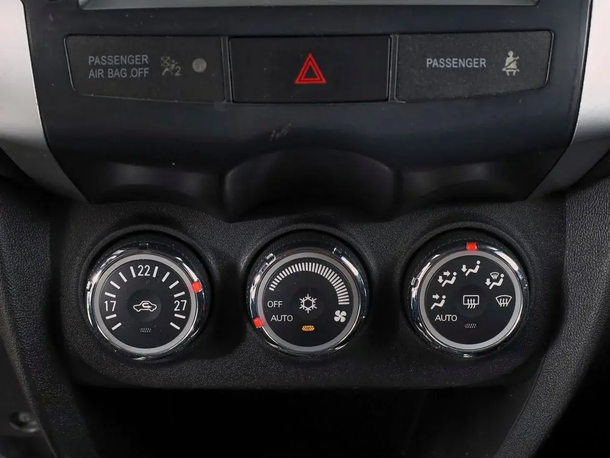 Peugeot 4008