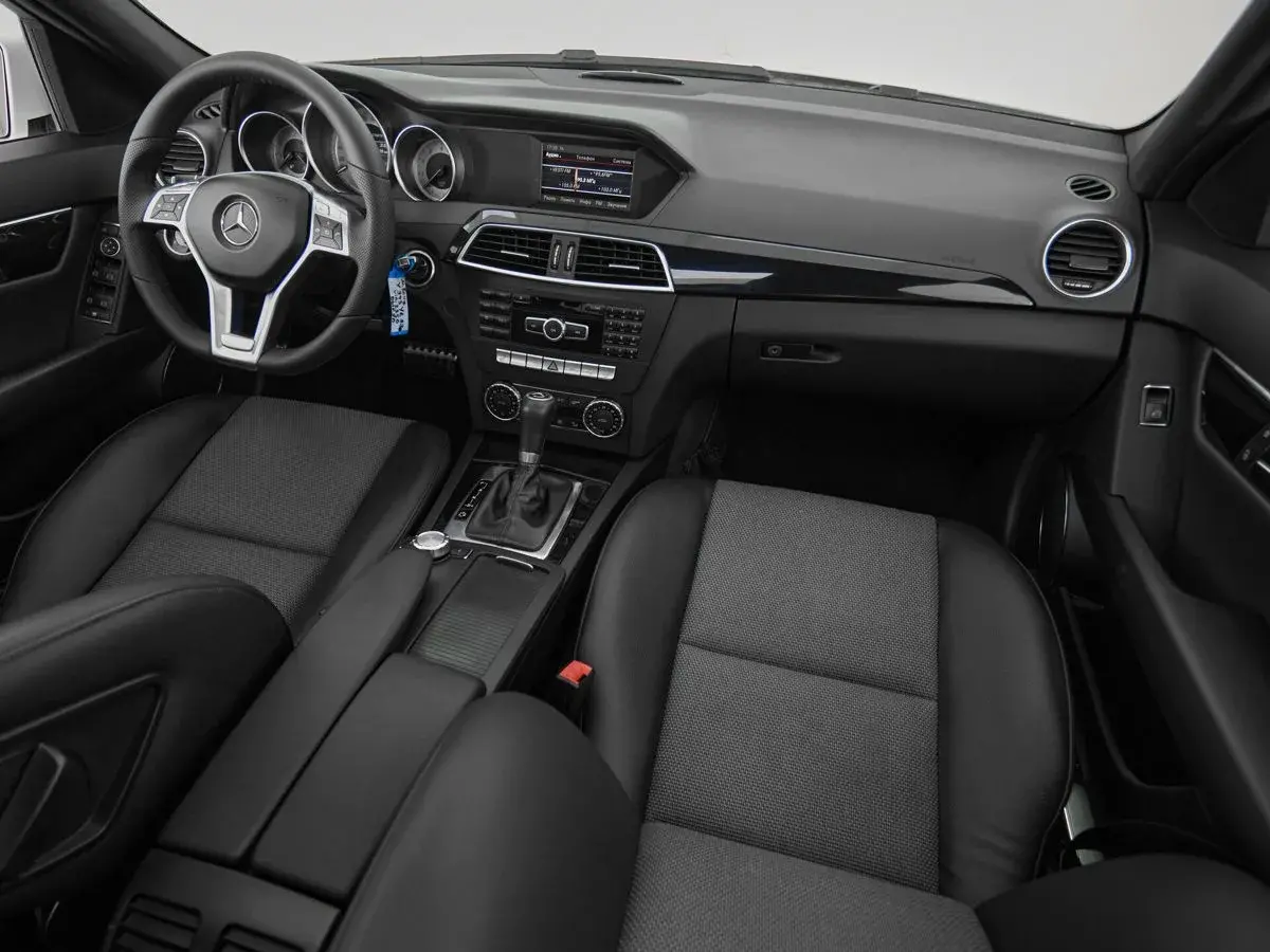 Mercedes benz C-Класс