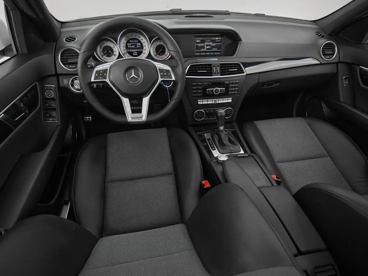 Mercedes benz C-Класс