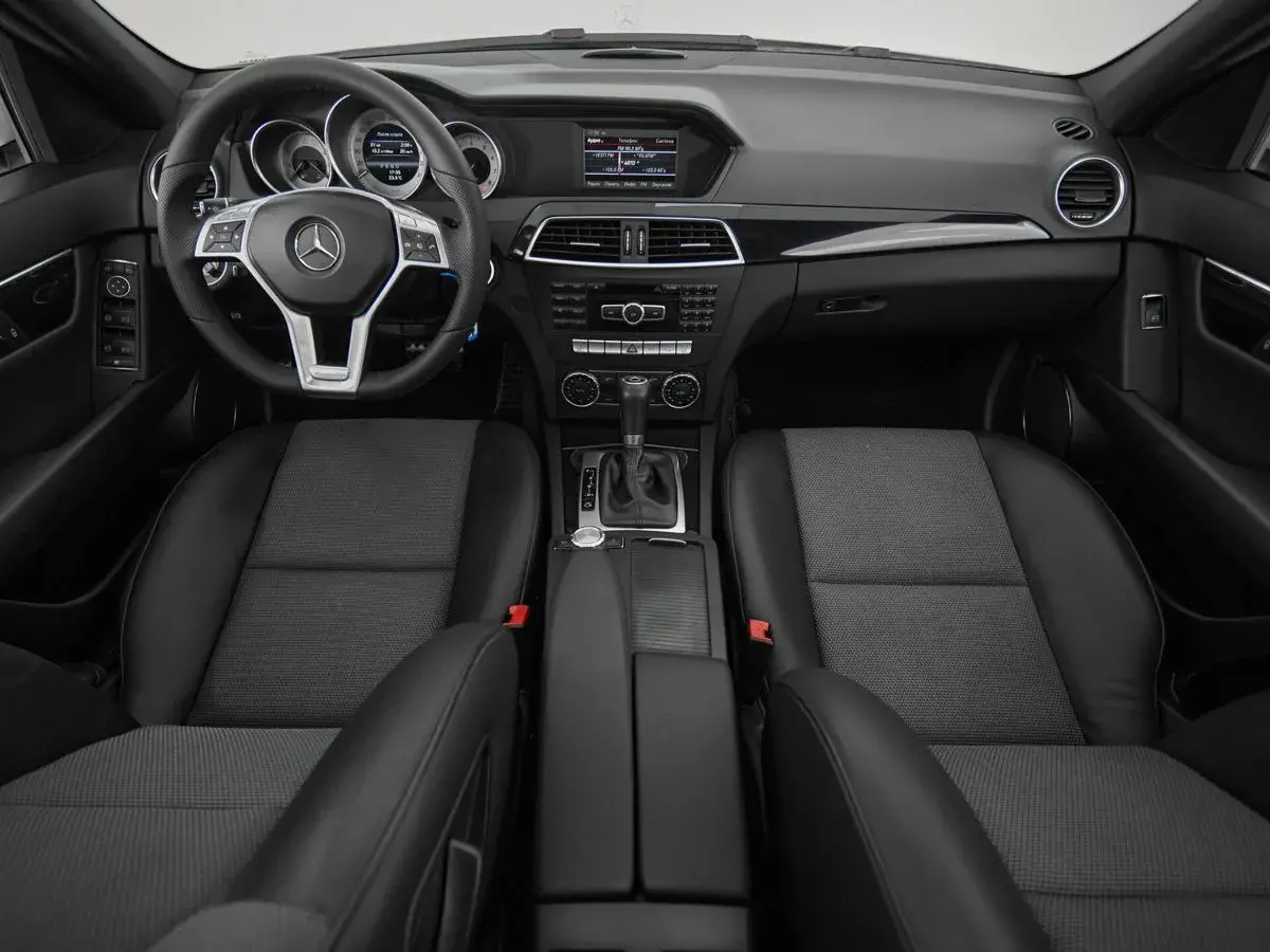 Mercedes benz C-Класс