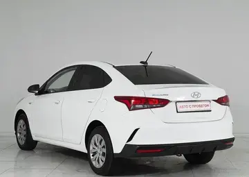 Hyundai Solaris Вид 4