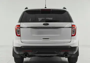 Ford Explorer Вид 5