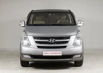 Hyundai Grand Starex Вид 2