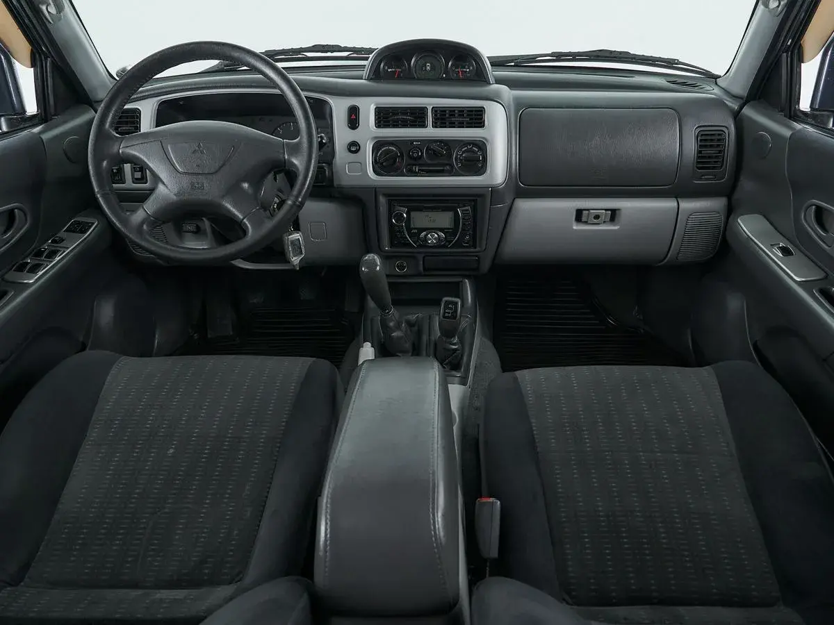 Mitsubishi Pajero Sport