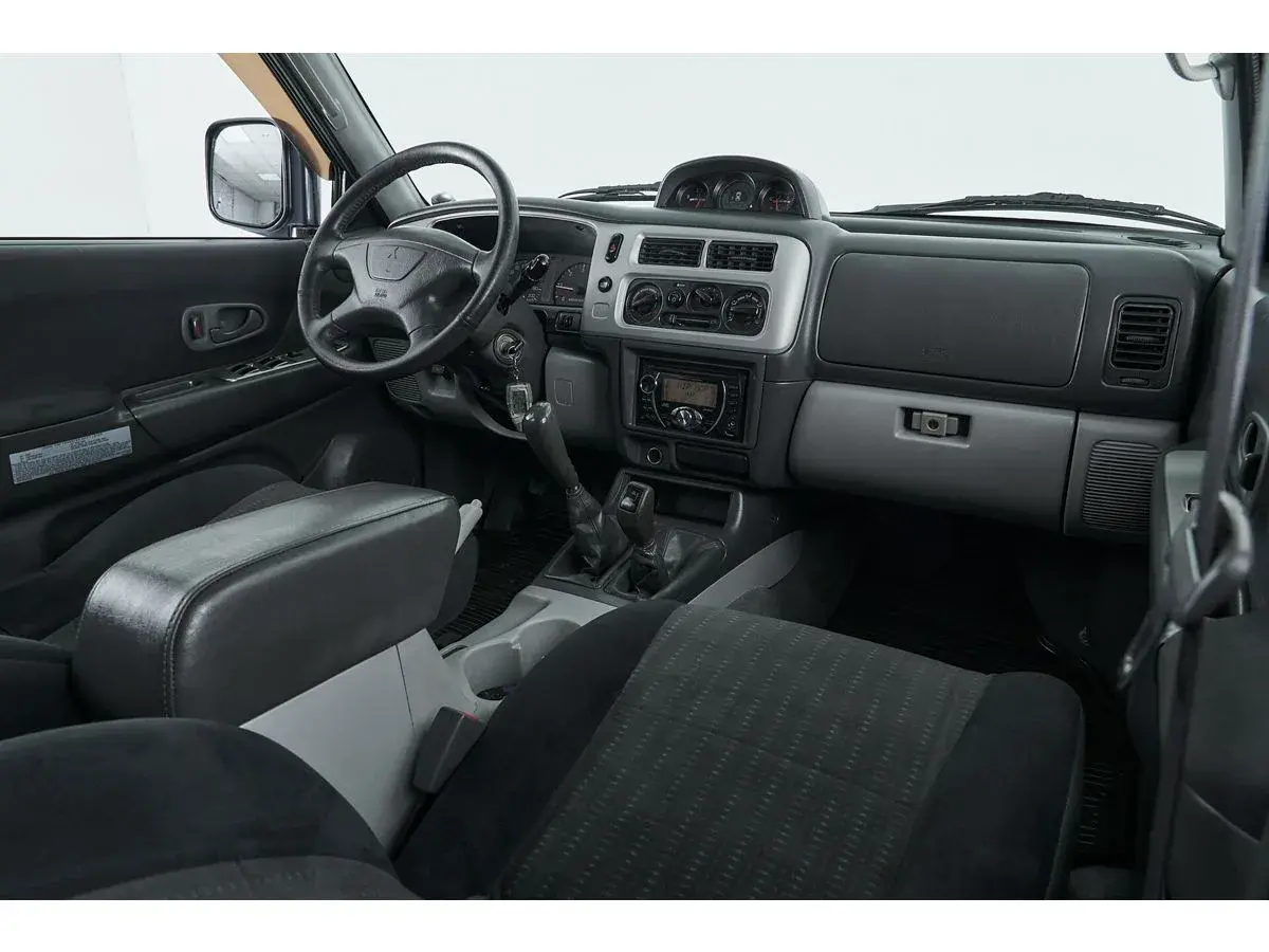 Mitsubishi Pajero Sport