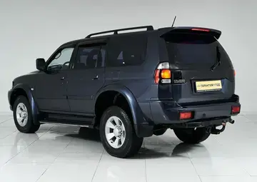 Mitsubishi Pajero Sport Вид 4