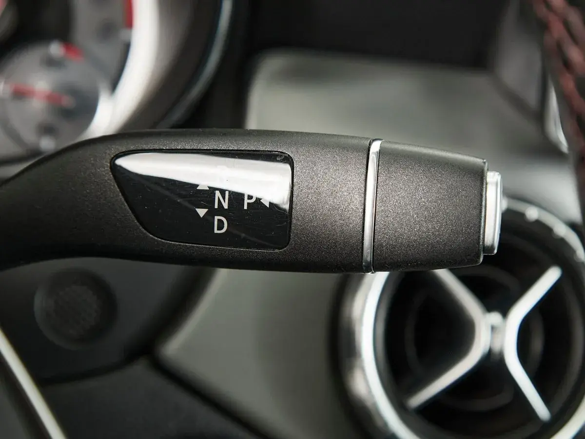 Mercedes benz CLA